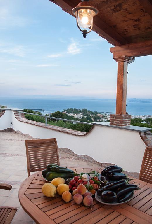Relais Maison De Charles Ischia Eksteriør bilde